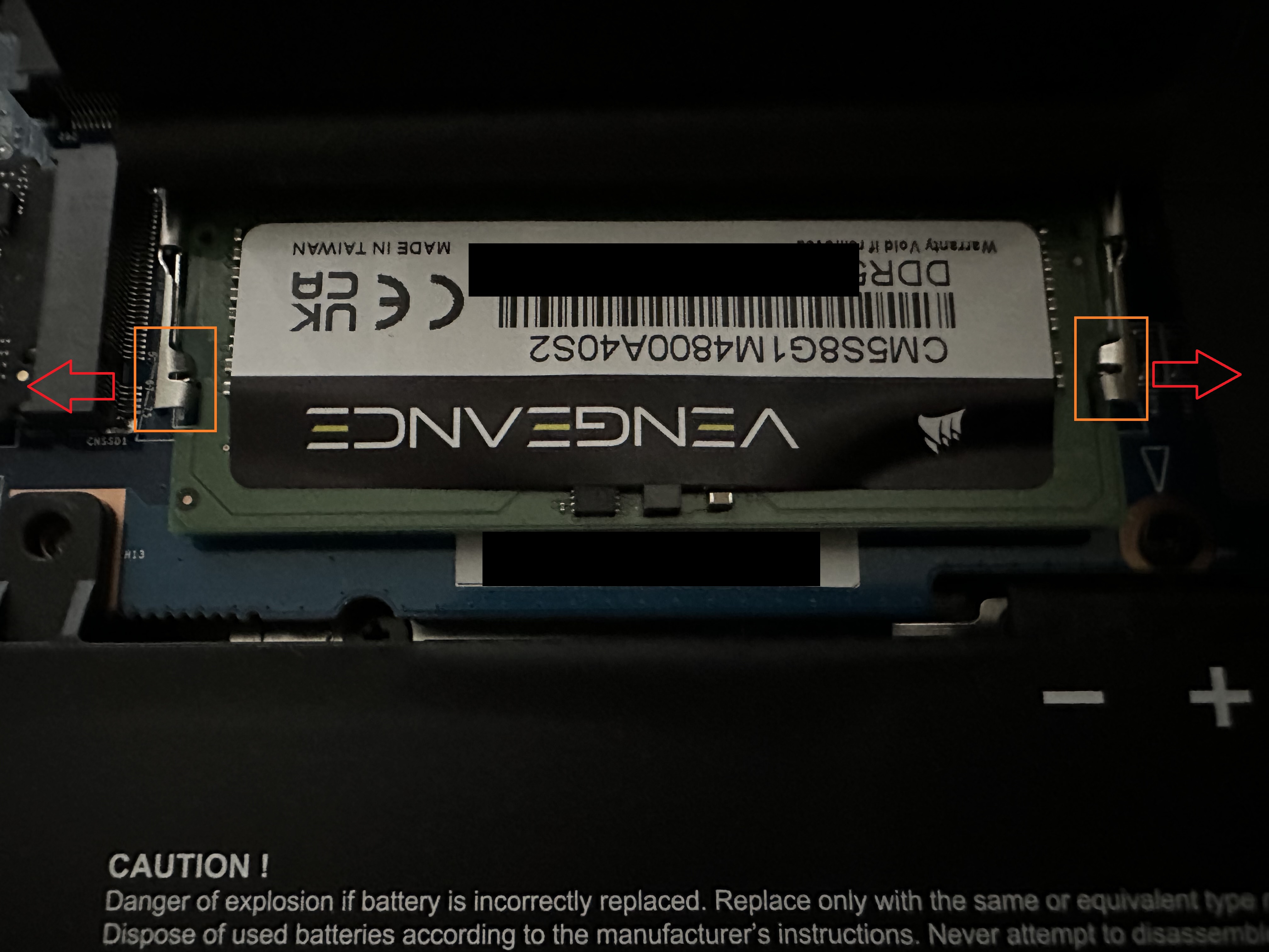 a1600 Corsair Voyager LaptopHow to Remove the memory on your a1600