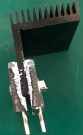 Wärmeleitpaste auf Kühlkörper