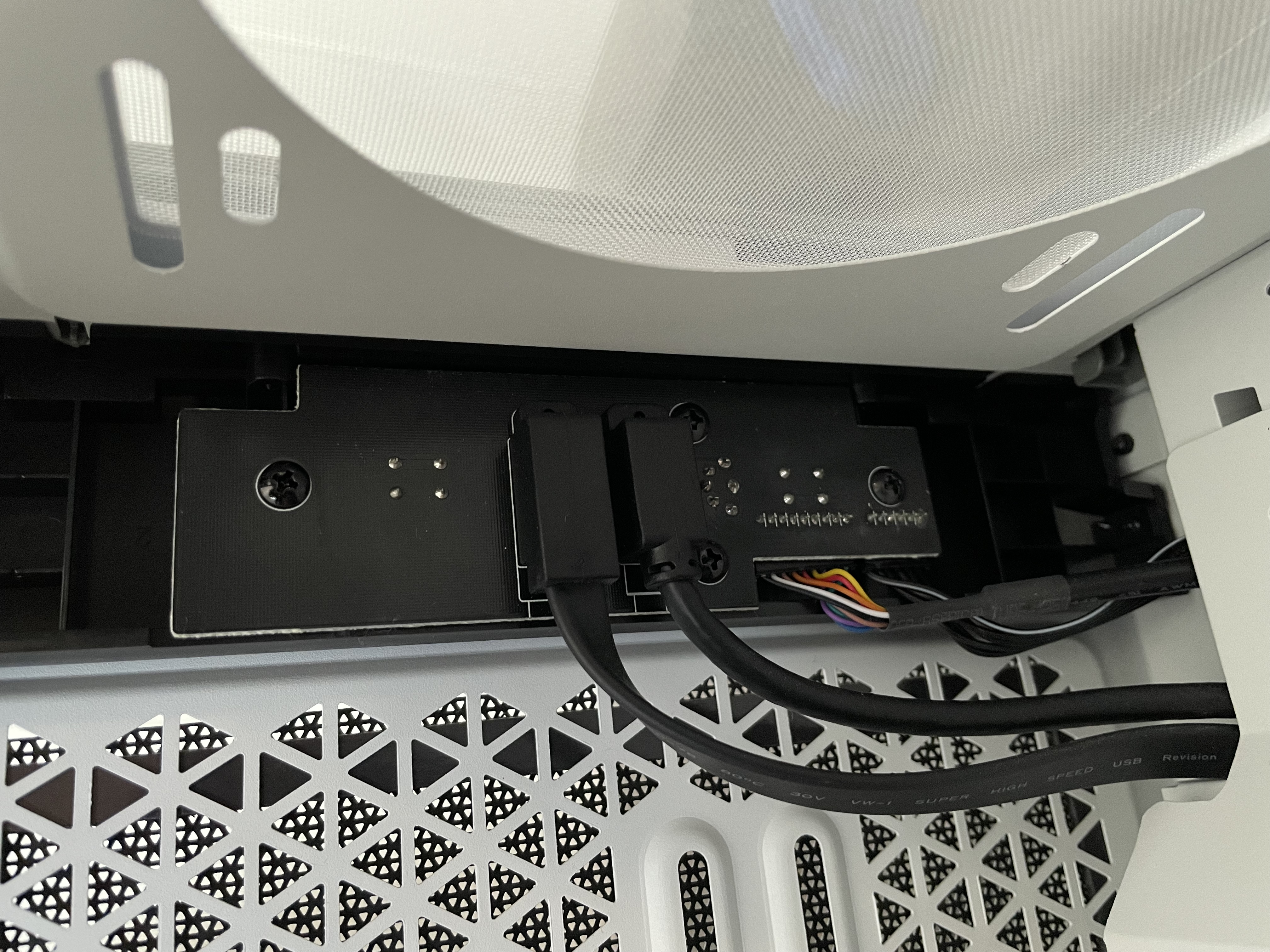 4000D/X:Front I/O Replacement Guide – Corsair